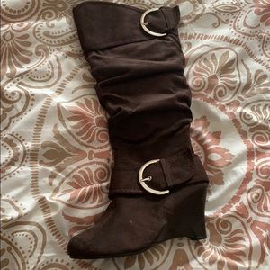 Brown wedge boots